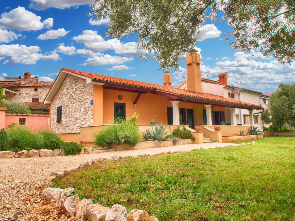 Villa House Franko 1330 Porec Esterno foto