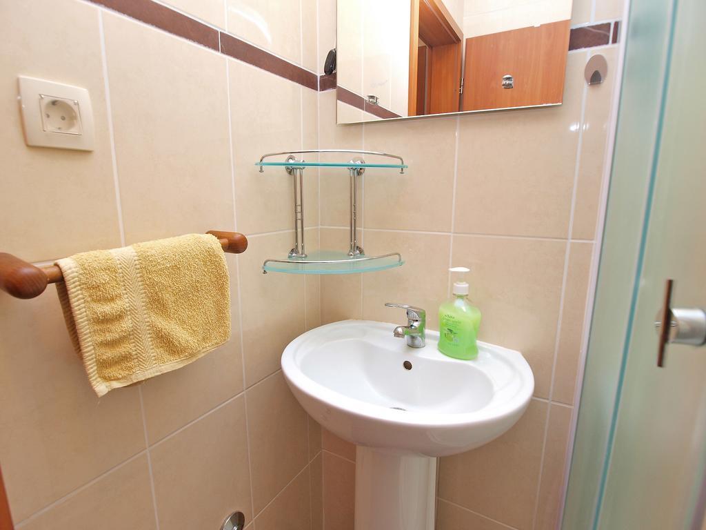 Villa House Franko 1330 Porec Esterno foto