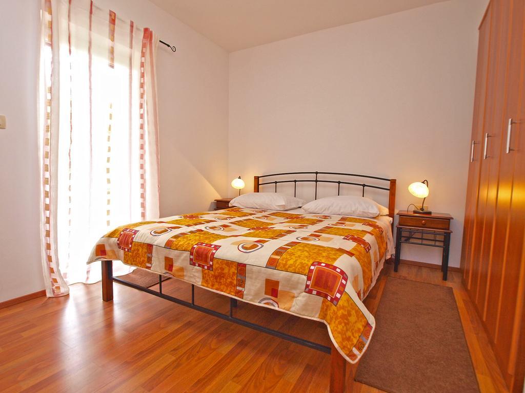 Villa House Franko 1330 Porec Esterno foto