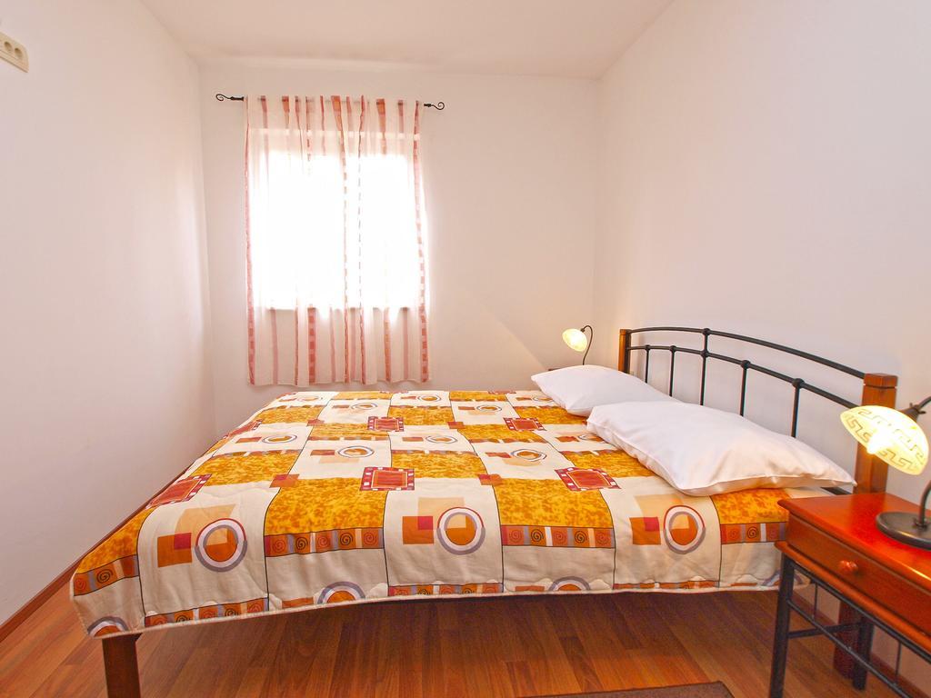 Villa House Franko 1330 Porec Esterno foto