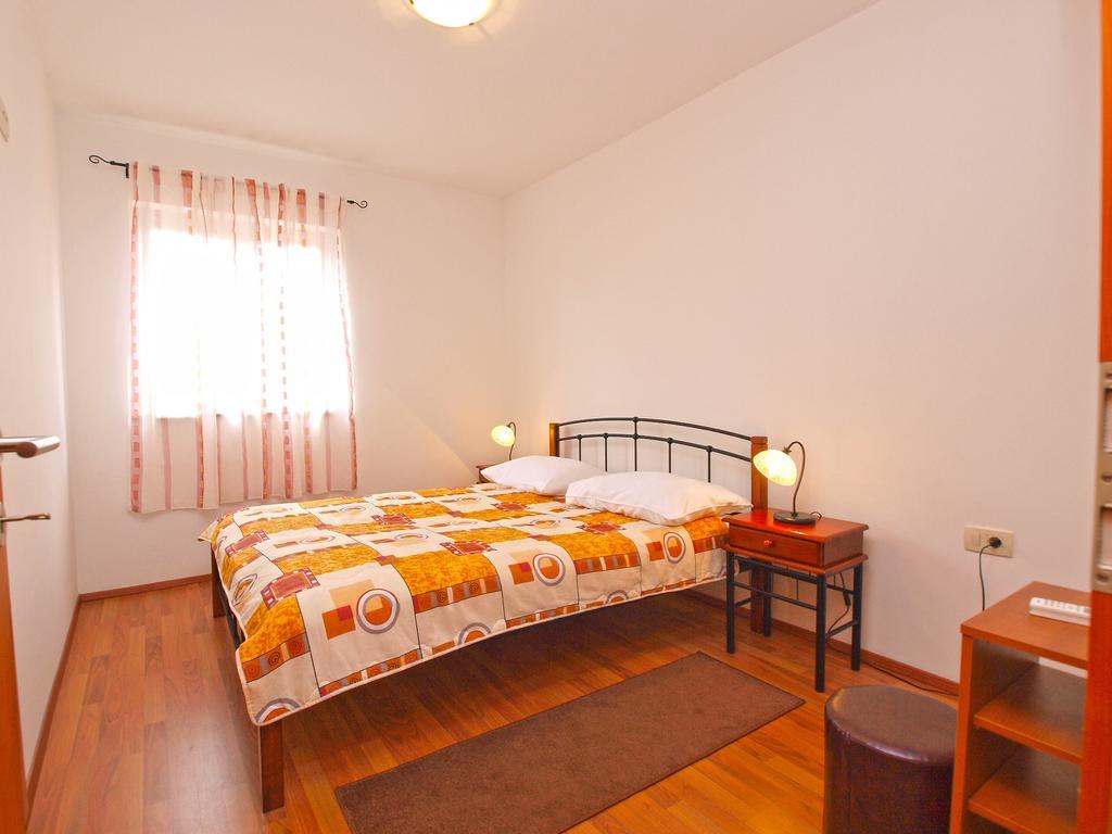 Villa House Franko 1330 Porec Esterno foto