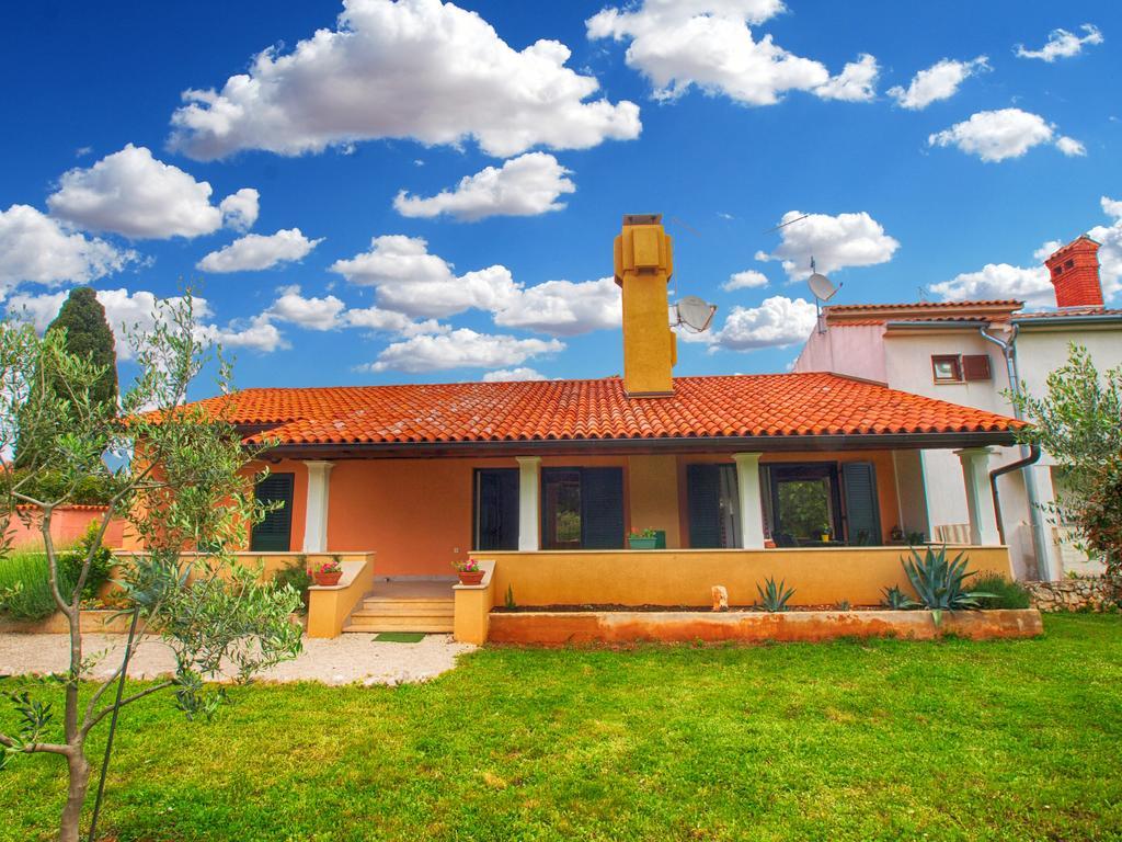 Villa House Franko 1330 Porec Esterno foto