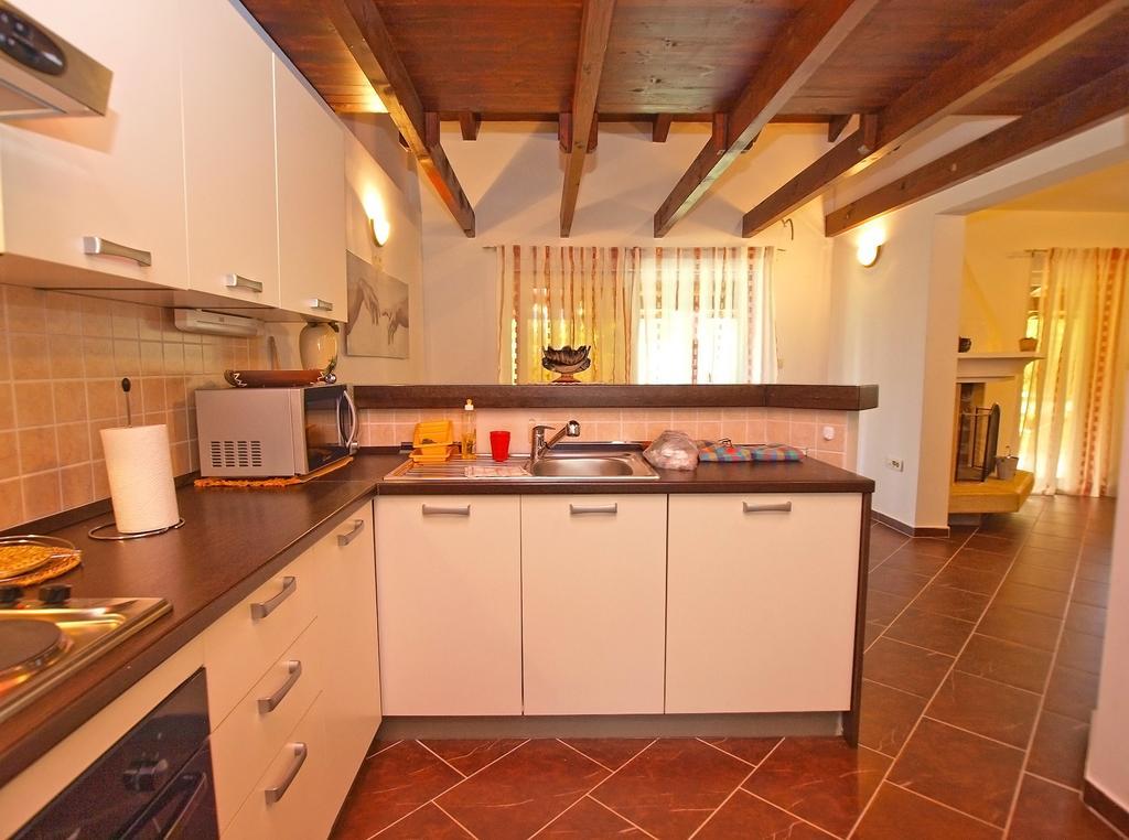 Villa House Franko 1330 Porec Esterno foto