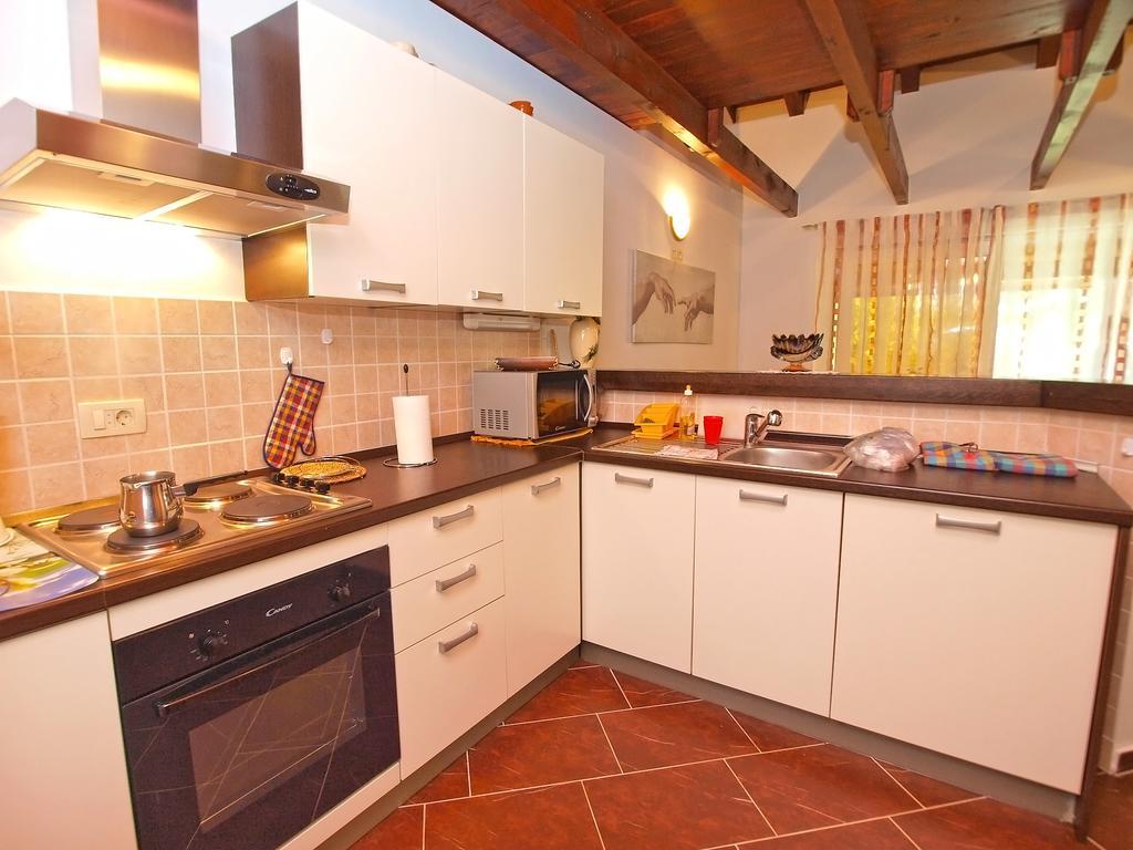 Villa House Franko 1330 Porec Esterno foto