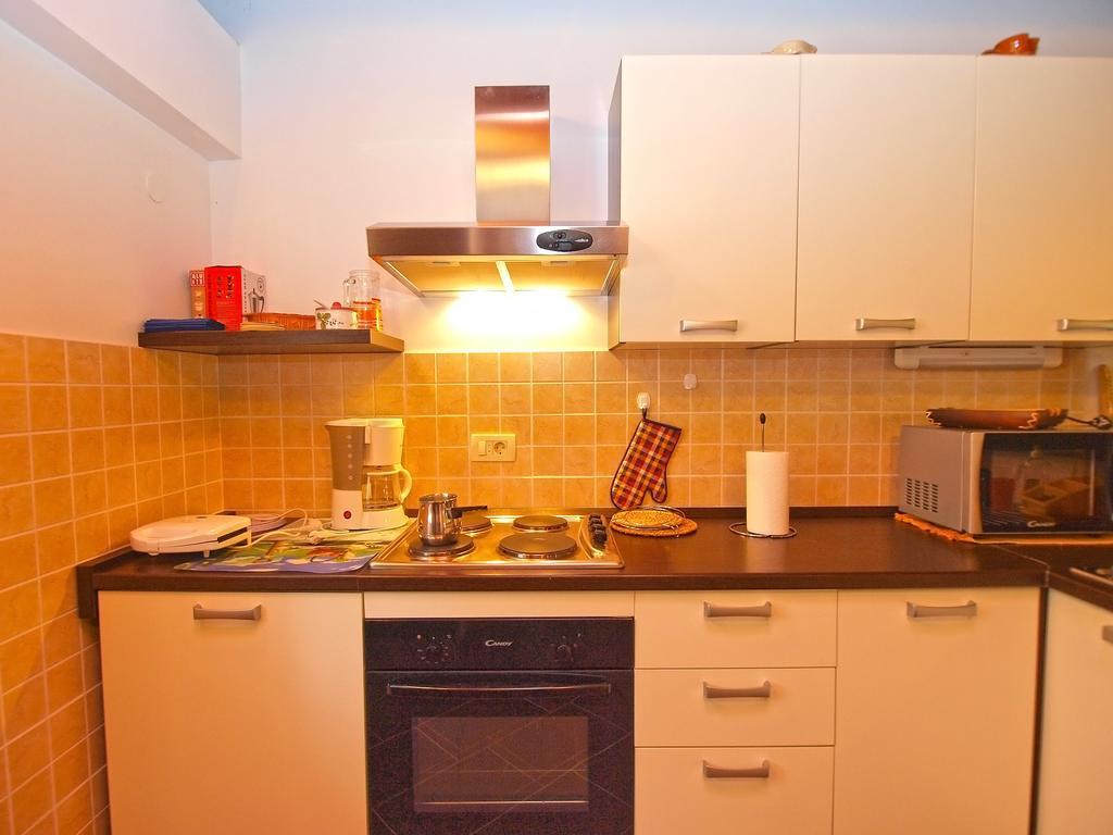 Villa House Franko 1330 Porec Esterno foto